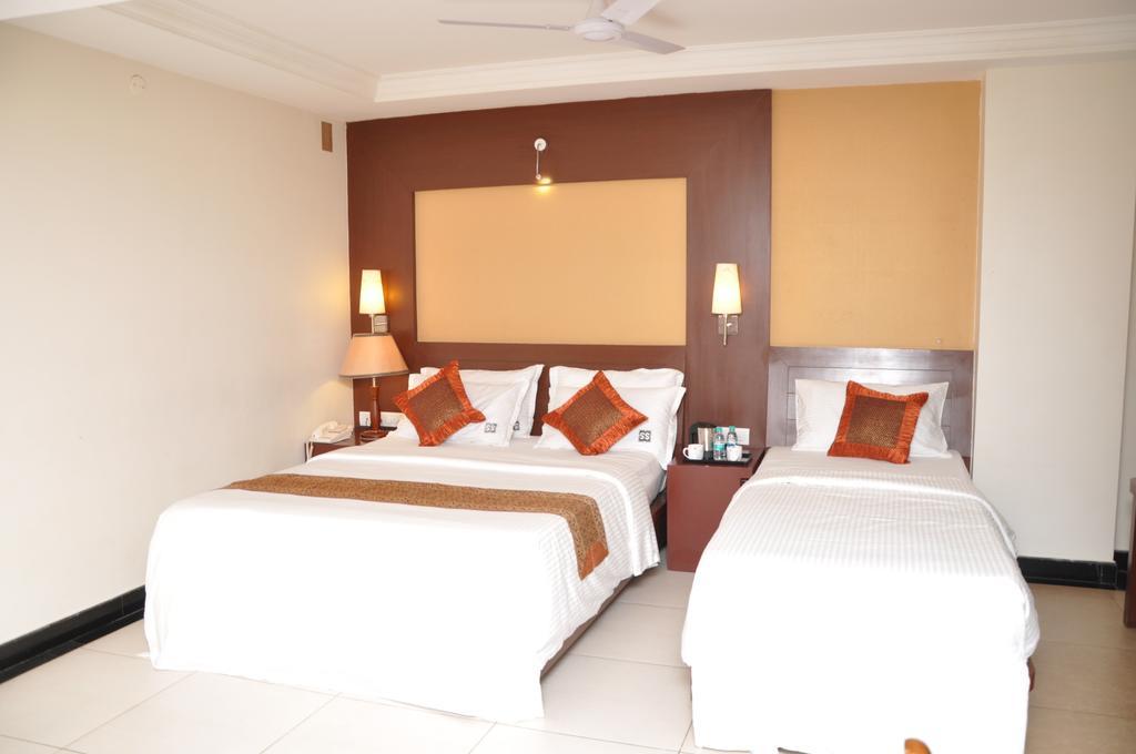 尚斯酒店 Tiruchirappalli 客房 照片