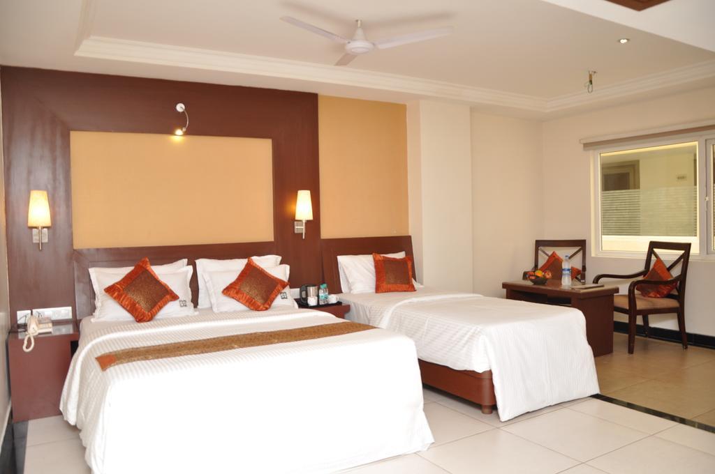 尚斯酒店 Tiruchirappalli 客房 照片