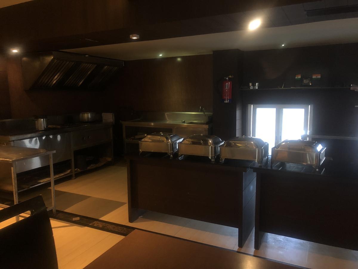 尚斯酒店 Tiruchirappalli 外观 照片